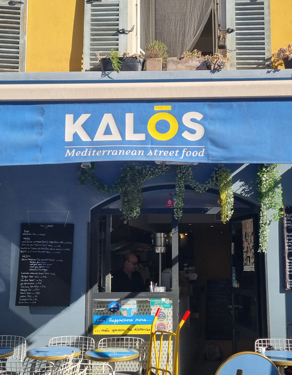 Frente do restaurante Kalōs